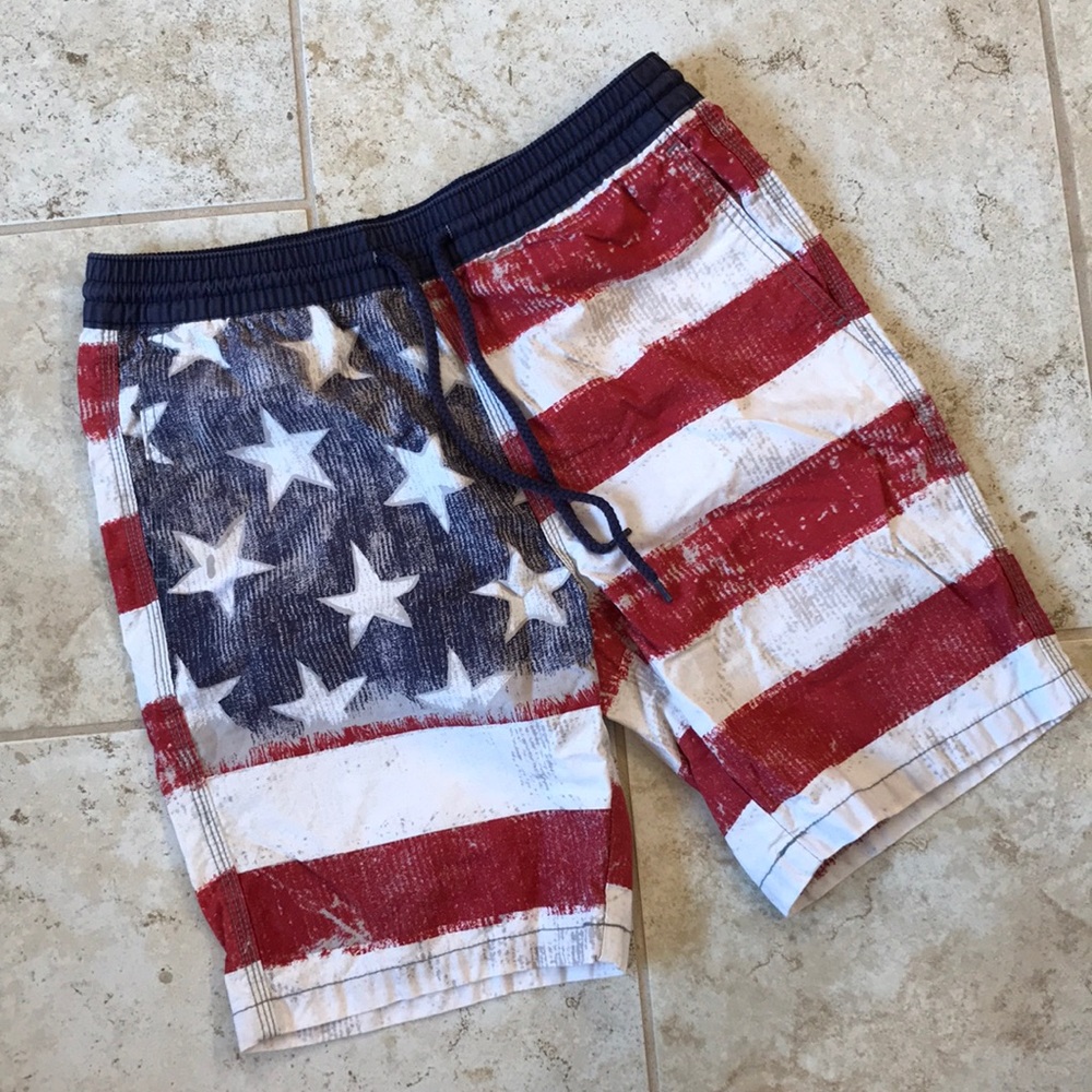 American Flag men’s shorts